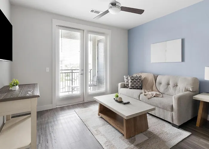 Landing Stunning 1Bd Gym Game Room Apartment