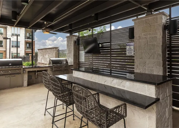 Landing Stunning 1Bd Gym Game Room Fort Worth