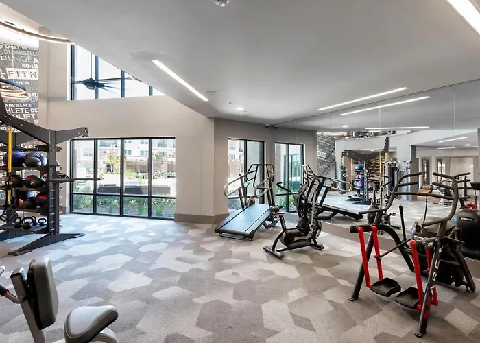 Landing Stunning 1Bd Gym Game Room *
